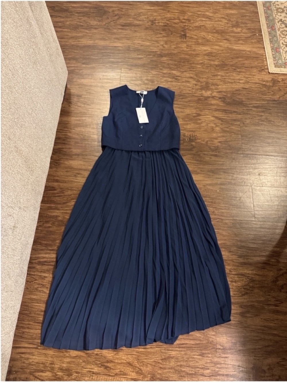 NWT Caroline constas dress size large